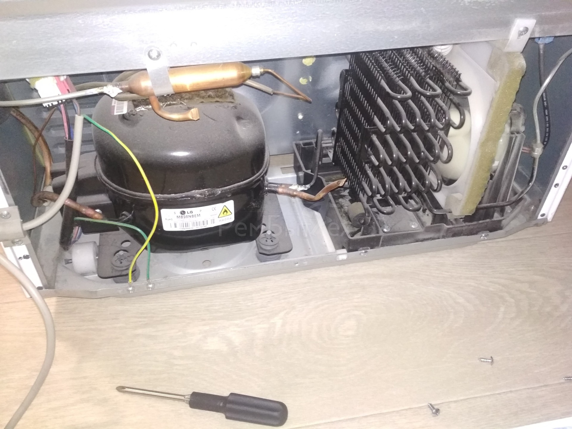 Ремонт холодильников LG в Уфе Затон. Заправка фреона. Гарантия до 2 лет.